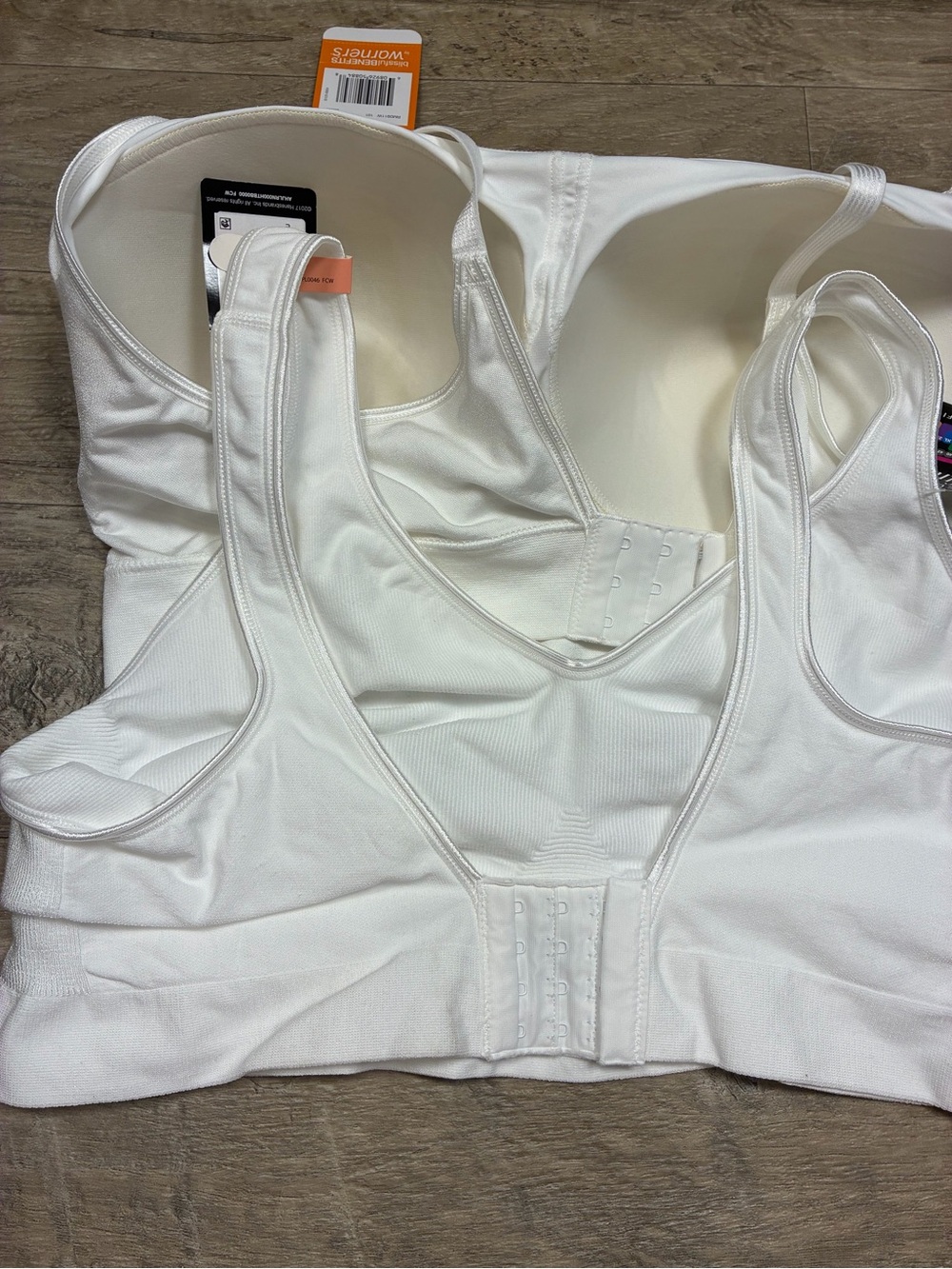 Bali Hanes 2 Wirefree Comfort Softness Bras - Picture 10 of 11